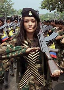 Kvindelig FARC-guerilla