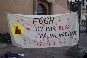 Protest foran Domhuset ved retssagen mod de to maleraktivister Lars og Rune