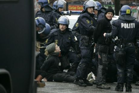 Protester og arrestationer ved rydningen af Ungdomshuset 1. marts 2007