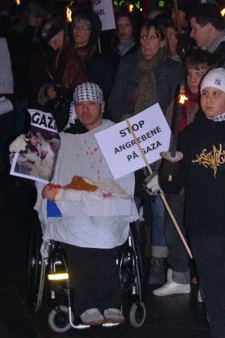Demonstrationsdeltagere på Rådhuspladsen 13. januar 2009