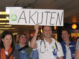 Stor vrede blandt de strejkende svenske sundhedsarbejdere efter Vårdförbundets OK-forræderi