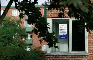 Regeringen lader som om den intet ansvar har for boligkrisen