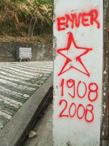 Grafitti i Gjirokastra