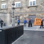 Manifestation ved zionistmøde på Christiansborg: Boykot Israel – for et frit Palæstina