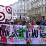 Politi og politikere i strid med sig selv