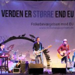 Fødselsdag med brandtaler og hits mod EU