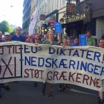 Solidaritet med den græske befolkning: Reportage fra demonstrationer i København og Aarhus