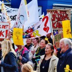 Skolelukninger i Randers: Løgne, privatisering og stor modstand