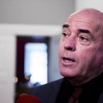 Søren Espersen politianmeldt af 12433 personer for opfordring til at bombe kvinder og børn