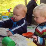 Drop dansk og matematik i vuggestuen!