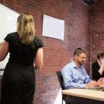 Hvorfor går de fleste løse jobs til kvinderne?