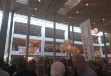 Hilsen til blokaden: Stå fast!