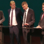 Uden den rige klike, duer Danmark ikke. Eller hvad?