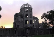 Hiroshima brænder stadig