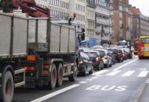 Udfasning af benzin- og dieselbiler skal betales af dem der ikke har råd til en el-bil