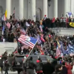 USA forsøger at redde den demokratiske maske