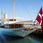 Statsministerens nytårstale: Løgnen om at alle ror den samme båd mod samme mål