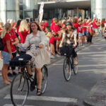 Kom med i strejkestøtten! På gaden og i strejkestøtte komiteer