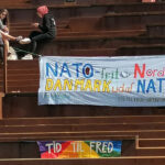 Krigsmodstandere aktionerede mod dansk krigsdeltagelse ved udskibningen af tropper fra Køge Havn