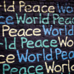 Krigens dræbende logik må mødes med et folkekrav om fred