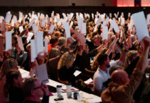 Drejebog for ja til OK24 lagt frem på FOA’s kongres