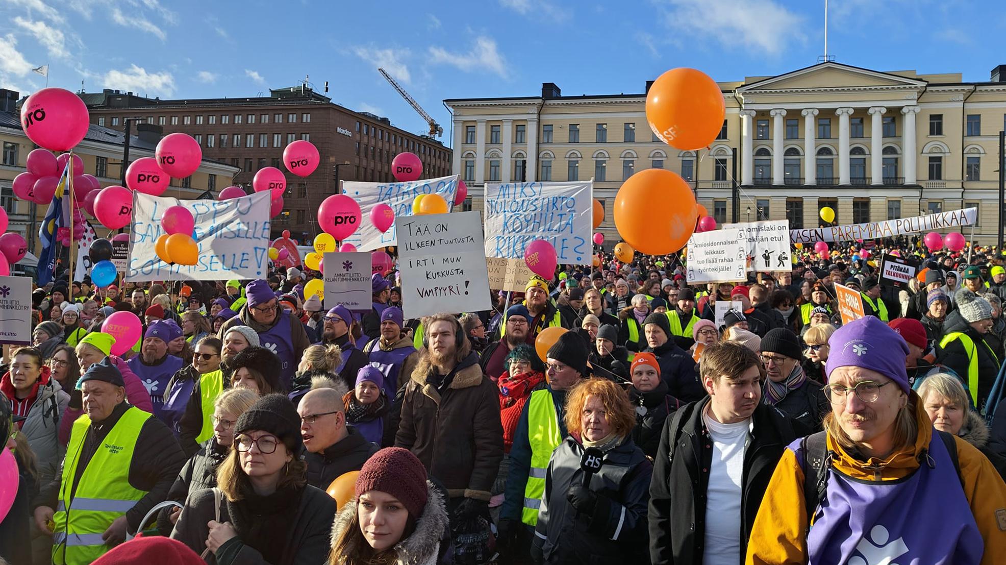 Den politiske strejke i Finland udvides med stor opbakning | KPnet
